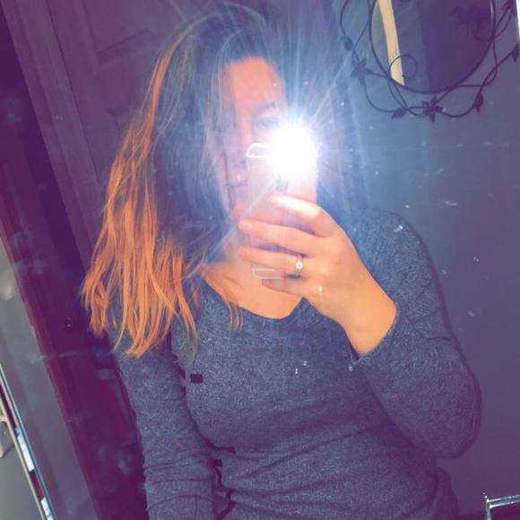 Meet your Posher, Camryn - Picture 1 of 1